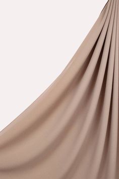 Premium Chiffon Hijab - Vanilla Chai - Momina Modestwear Elegant Solid Color Chiffon Hijab, Elegant Solid Chiffon Hijab, Elegant Wedding Hijab, Elegant Brown Hijab, Hijab Colors, Chiffon Hijab, Vanilla Chai, Jersey Hijab, Bamboo Shades