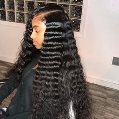 BASIC SEW IN x CRIMPS #cliffvmir #hairprovidedbyme Hairstyles Midlength, Mid Length Hair, Side Part, Sew In, Women Hairstyles