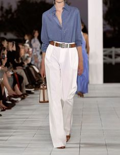 ralph lauren spring 2025 Ralph Lauren 80s Fashion, Ralph Lauren Catwalk, Summer Ralph Lauren, Ralph Lauren 90s Runway, Ralph Lauren Ss25, Ralph Lauren Spring 2025, Ralph Lauren Outfits Women Casual, Ralph Lauren Summer Outfits, Ralph Lauren Outfits Women