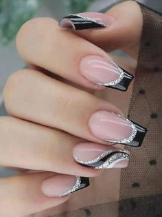 Sns Nails, Fancy Nails Designs, Easy Nails, Floral Nail, Colorful Nails, Manicure Tips, New Year's Nails, Silver Nails