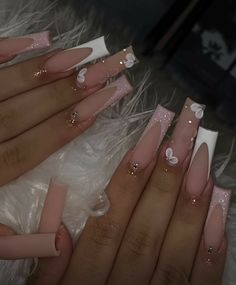 Unhas belíssima feitas por você mesma. Não fique fora dessa! Nails Art Simple, Nail Art 2022, Design Nails Art, Nail Art Inspo, Nails Art Ideas, Nails Art Designs