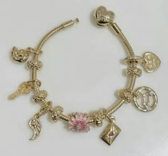 Gold Bracelet Pandora, Pandora Gold Bracelet Ideas, Good Pandora Bracelet, Gold Bracelet Charms, Gold Charm Bracelet Pandora, Pandora Jewelry Gold, Gold Jewelry Pandora, Charms Bracelet Gold, Pandora Gold Jewelry