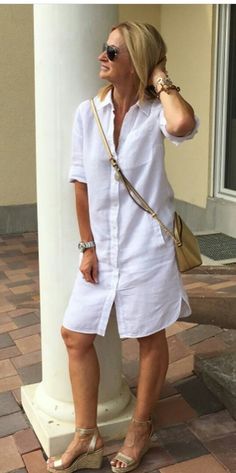 Shirt Dresses For Women Classy, Linen Clothes For Women Classy, Dresses With Tennis Shoes, Shirt Dress Pattern, Stylish Outfits For Women Over 50, Classy Dress Outfits, Classy Work Outfits, Smart Casual Outfit, Long Dress Casual