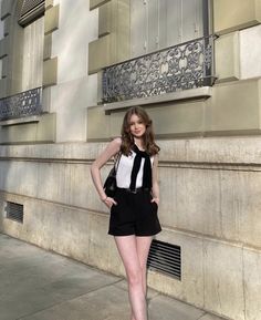 Rich Girl Outfits, Rich Outfits, Looks Pinterest, Aesthetic Outfit Ideas, Paris Outfits, Money Aesthetic, Old Money Aesthetic, Looks Chic