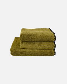 Cotton Bath Linens - Olive Emerald Green Bath Towels, Vibey House, Towels In Bathroom Decorative, Apartment Bathroom Aesthetic, Dark Green Towels, Brown Bath Towels, Portland Apartment, Timeless Bedding, Master Addition