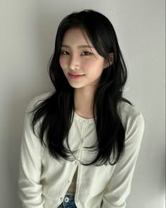 Korean Haircuts, Korean Long Hair, Pretty Hair Cuts, Korean Haircut, Haircut Inspo, Alternative Hair