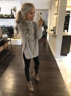 Katy Roach, Amy Jackson, Work Party, Outfit Winter, Cute Fall Outfits, Pinterest Fashion, Casual Fall Outfits, Outfits Casual