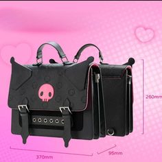 Kuro Black Shoulder Handbag SK186 😺 Kawaii Anime Design: Our Kuro Black Shoulder Handbag showcases a cute cartoon anime design that will make you smile. The adorable kitty face on the front creates a playful and whimsical atmosphere, making it a perfect accessory for any anime lover or kawaii enthusiast.👜 Compact and Versatile: Our mini shoulder bag is designed to be compact yet spacious enough to hold your everyday essentials. It is perfect for carrying your phone, wallet, keys, and other sma Anime Bag, Style Preppy, Designer Totes, Estilo Preppy, Style Japonais, Cute Backpacks, Trending Handbag, Bag Trends, Mini Shoulder Bag