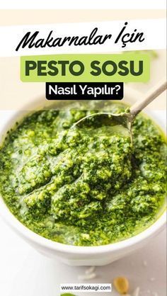 pesto sosue in a white bowl with a spoon on the side that says, makandalr ijen pesto sosu