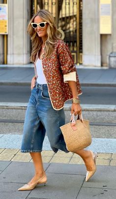 Chic Summer Outfits, Looks Street Style, Outfit Trends, Looks Chic, Style Mistakes, Cotton Jacket, Outfits Casuales, Fashion Classy, Look Fashion