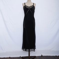 "JOSEPHINE" 100% MULBERRY SILK MAXI SLIP DRESS Teen Vampire, Outfits Formal, Formal Ideas, Yule Ball, Black Slip Dress, Los Angeles Usa, Silk Maxi, Lace Slip Dress, Maxi Slip Dress