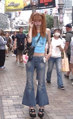 #japan #00s #streetwear #fashion 2000s Gyaru Outfits, Modern Gyaru, Gyaru Fashion 90s, 2000s Japan, 2000s Japanese Fashion, Y2k Fits, Outfits 2000s, 일본 패션, Japan Outfit