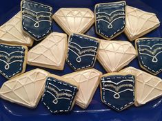 Denim and diamonds cookies Denim And Diamonds Party Theme Decoration, Denim And Boots Party Ideas, Denim And Diamond Theme Party Ideas, Denim And Diamonds Party Food, Denim And Diamonds Cookies, Denim And Diamonds Decorations, Jean Party, Jeans And Diamonds Theme