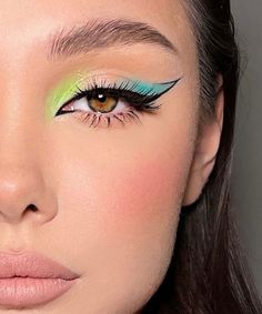 Mekap Mata, Cute Eye Makeup, Cat Eye Makeup, Eye Makeup Pictures, Smink Inspiration, Green Makeup, Pinterest Makeup, Makijaż Smokey Eye, Eye Makeup Designs