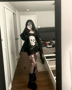 Goth Dress, Icon Pfp, Discord Server