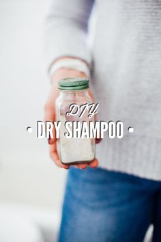 A Cheap Natural DIY Dry Shampoo Recipe For Any Hair Color - Live Simply Using Dry Shampoo