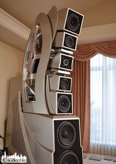 there are speakers stacked on top of each other