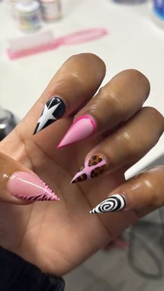 Long Duck Nails Acrylic, Pink Duck Nails, Starbucks Nails, Birthday Baddie, Cutesy Nails, Nail Board, Punk Nails, Duck Nails