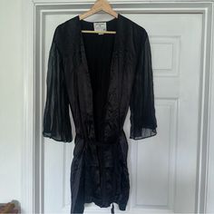 100% Silk Sheer Sleeves, Satin Body Size M Measurements: Armpit To Armpit 22.5”; Length 35” Excellent Condition Valentino Black, Silk Robe, Bergdorf Goodman, Sleepwear Robe, Sheer Sleeves, Body Size, Women's Intimates, Satin, Silk