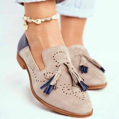 Brogues Style, Tassels Decor, Low Heel Pumps, Party Heels, Point Shoes, Estilo Chic, Pu Heels, Tassel Loafers, Pumps Flat