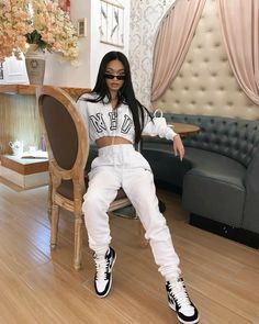 Mode Harajuku, Outfits With Jordan 1s Fashion Styles, Set Outfits, Tomboy Style Outfits, Chill Outfits, Streetwear Fashion Women, Cute Swag Outfits, Mode Inspo