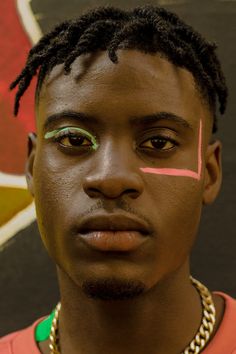 Essence Festival Fashion And Beauty, Festival Makeup For Men, Orange Face Paint, Rave Makeup Men, Makeup Ideas For Men, African Face Paint, Men's Makeup, Makeup Neon