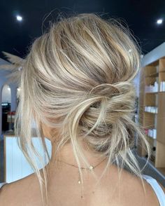 Straight Fine Hair Messy Bun Bob Lung, Gorgeous Updos, Easy Updo Hairstyles, Updo Hairstyles