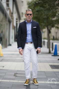 mitograph: Nick Wooster in Tokyo Inspiration Reference, Menswear Inspiration, Stylish Men Wear, Mens Fashion Inspiration, Street Style Winter, Mens Style