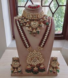 Bridal Jewellery Inspiration, Kundan Jewellery Bridal, Indian Wedding Jewelry Sets, Bridal Makeup Images, Makeup Images, Indian Bridal Jewelry Sets, Bridal Jewellery Design, Jewellery Bridal, Fancy Jewellery Designs