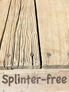 a wooden sign that says splinterer - free on it