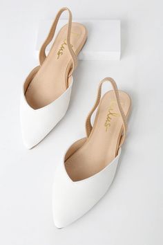 Wedding Shoes Comfortable, Wedding Shoes Flats, Wedding Flats, Slingback Flats, Rock Chic, Bride Shoes, Mode Inspo, White Flats