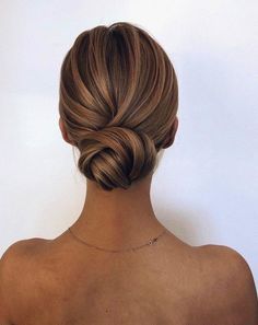 Bun Easy, Formal Hair, Easy Bun, Updos For Medium Length Hair