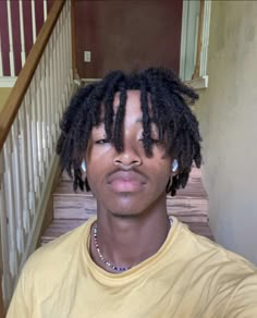 Dreads Mixed With Normal Hair, African American Man Hairstyles, Short Locks For Men, Dreads Hairstyles Men, Locs Guys, Curly Locs Men, Short Locs Men, Thick Locs Men, Poc Hairstyles Male