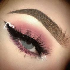 Valentines Day Eye Makeup, Nails Valentines Day, Day Eye Makeup, Make Up Designs, 2019 Nails, Mekap Mata, Video Makeup, Nails Valentines