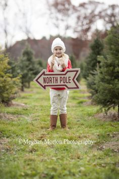 Christmas Tree Farm mini session - Meghan Morton Photography Wareham, MA Farm Mini Session, Christmas Mini Sessions Outdoor, Christmas Photoshoot Kids, Photography Sets, Tree Farm Mini Session