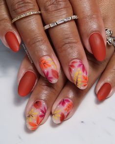 65 Fabulous Fall Nail Designs To Spice Up Your Autumn Style - Pretty Sweet Brandy Snap, Asia Nails, Sherry Trifle, Leaves Nails, November Nail Designs, Fall Leaves Nail Art, Nail Business, November Nails