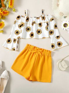 White Cute,Boho Collar   Floral  Embellished Medium Stretch  Tween Girls Clothing Adrette Outfits, Boho Summer Outfits, Clothes For Girls, 2 Piece Outfit, Flared Sleeves Top, Summer Boho, Crop Top And Shorts, Girls Summer Outfits