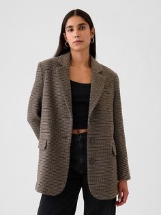 Relaxed Houndstooth Blazer Business Casual Clothing For Women, Women’s Business Fashion, Afrotech Outfits, Brown Houndstooth Blazer Outfit, Winter Interview Outfit, Women Business Professional, Houndstooth Blazer Outfit, Blazer With Dress, Brown Turtleneck Sweater