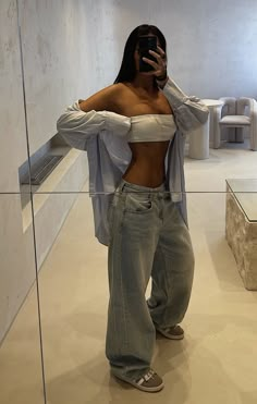 Ac New Leaf, Streetwear Fashion Women, Basic Outfits, Gigi Hadid, Retro Outfits, Cute Casual Outfits