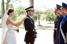 Army Photography, Ceremonial Dress, Army Wife Life, Wedding Types, Military Wedding, Military Love, Military Men, Brother Sister