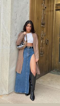 Denim Skirt Outfit Cowboy Boots, Cowboy Boots Winter Outfit, Long Denim Skirt Outfits, Skirt Outfits For Women, Long Denim Skirt Outfit, Fashion Dresses For Women, Long Jean Skirt, Classy Winter Outfits