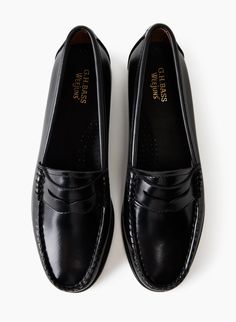 These are beefroll-style penny loafers with traditional moc stitching. They're constructed with premium box leather and feature a cushioned midsole with arch support.

112090 Penny Loafers For Women Outfits, Black Loafers Women's, Penny Loafers Outfit, Winter High Boots, Loafers For Women Outfit, Dissertation Proposal, Loafer Outfits, Loafers Outfit, Timeless Shoes