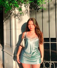 Curvy Slip Dress Outfit, Y2k Style Plus Size, 2000s Fashion Plus Size, 2000s Fashion Outfits Plus Size, Midsize Body Type, Midsize Y2k, Complexión Media, Kimberly Reed, Tiktok Profile