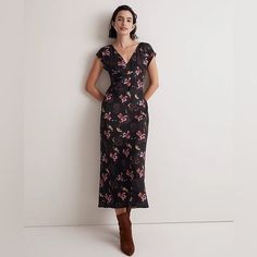 Wide V-Neck Midi Dress Size 2 New With Tags Black Tie Wedding Guest, Plus Size Cute, Black Embroidered Dress, Square Crochet Pattern, Simple Sewing, Spring Capsule, Outfits To Try, Church Dresses, Wrap Midi Dress