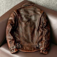 Biker Clothing, Vintage Cafe Racer, Leather Jacket Vintage, 90s Fashion Men, Biker Outfit, Brown Cowhide, Coat Men, Real Leather Jacket, Motorcycle Leather