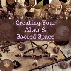 Diy Altar Decor, Witchy Craft Room Ideas, Wiccan Altar Inspiration, Witchy Alter Ideas, Pagan Alter Ideas, Witches Altar Ideas, Witchy Altars, Altar Ideas Witchcraft, Wicca Altar Ideas