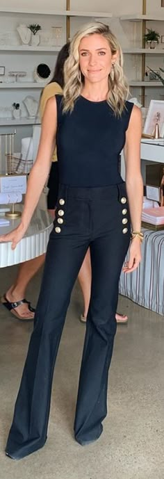 Very Cavallari Outfits, Black Sailor Pants Outfit, Sailor Pants Women, Sailor Pants Outfit, Kristin Cavallari Hair, Kristin Cavallari Style, Very Cavallari, Kristen Cavallari, Sailor Jeans