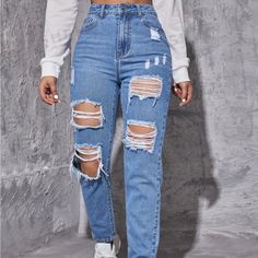 Size Xsmall (2), High Waist, Ripped, Straight Leg Brand New Never Worn, Purchased The Wrong Size Cute Ripped Jeans, Ripped High Waisted Jeans, Ripped Jeans Women, Cute Pants, Cute Jeans, Tapered Jeans, Really Cute Outfits, Women Denim Jeans, Teen Fashion Outfits