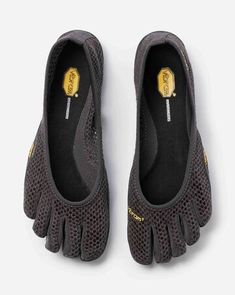 Vi-B ECO Biodegradable Shoes, Finger Shoes, Vibram Fivefingers, Running Shoes Black, Minimalist Shoes, Toe Socks, Black Running Shoes, Toe Shoes, Golf Outfit