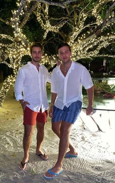 Short Men, Linen Men, Short Men Fashion, Mens Fashion Smart, Aesthetic Fits, Linen Style, Mens Casual Outfits